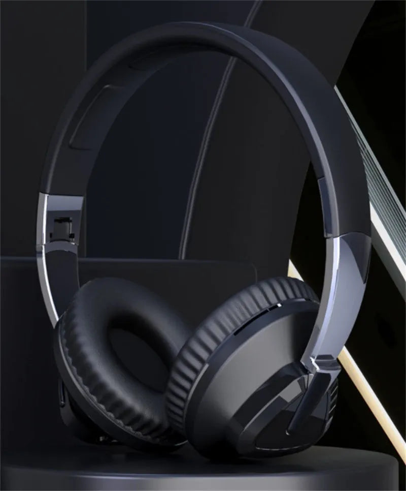 H3 wireless over-ear headset in four colour options showing all-inclusive ear cushions and control buttons