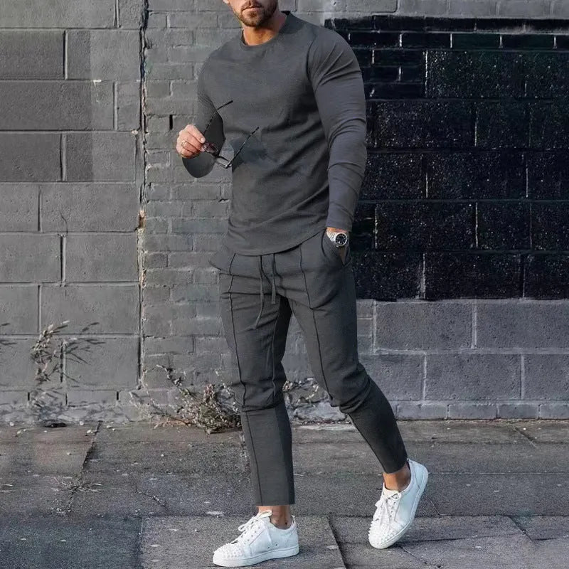 Men's solid colour polyester two-piece lounge set with long sleeve T-shirt and trousers