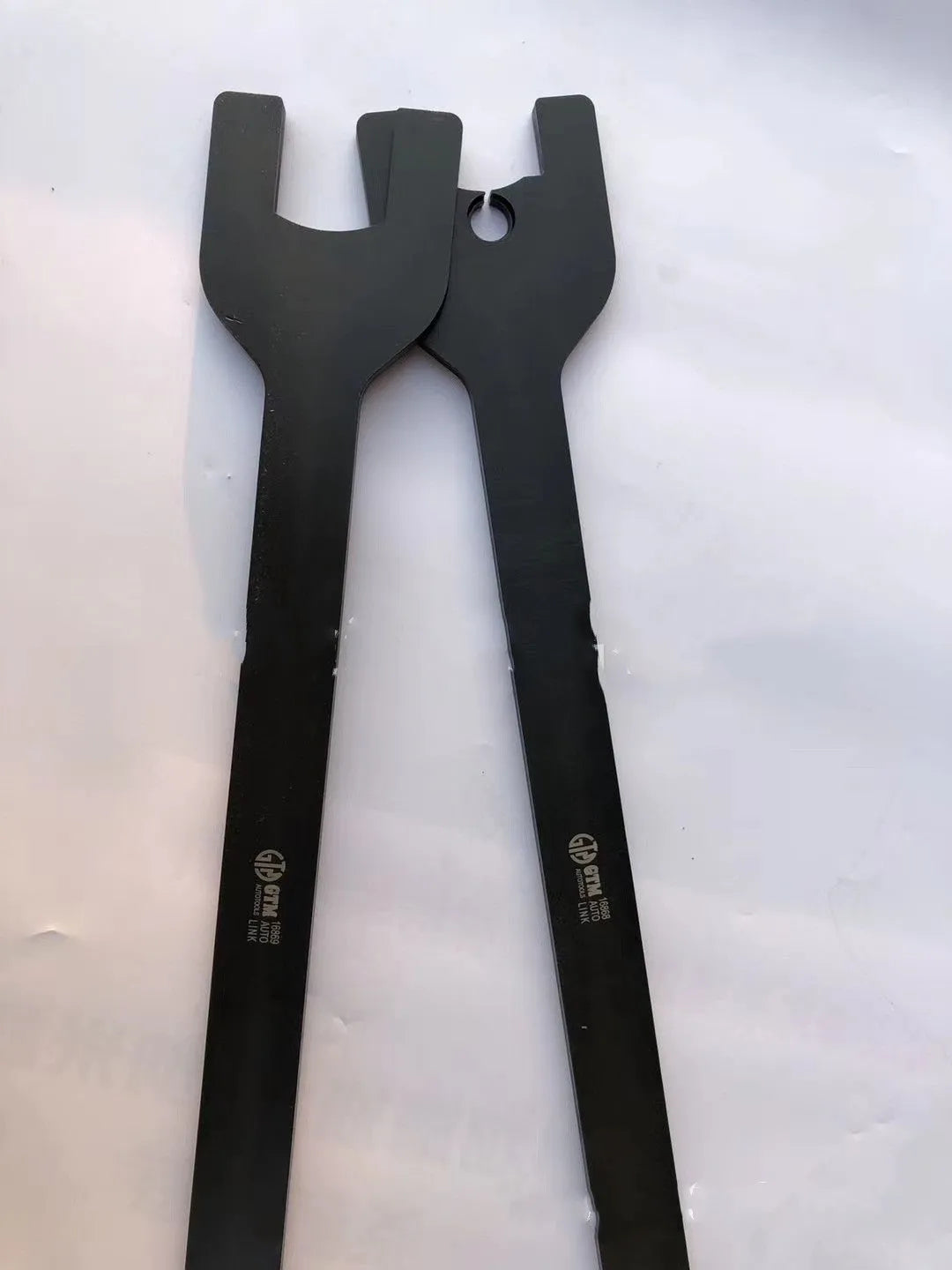 Land Rover fan wrench coupler set with 36mm and 40mm alloy steel spanners for automotive repair