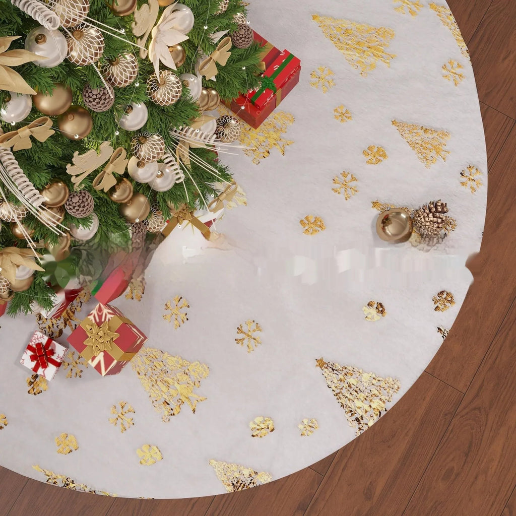 Plush Christmas tree mat with snowflake design in seasonal red and green colours