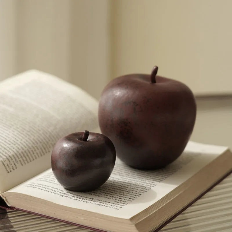 Retro Chinese ceramic simulation apple ornament for desktop decoration