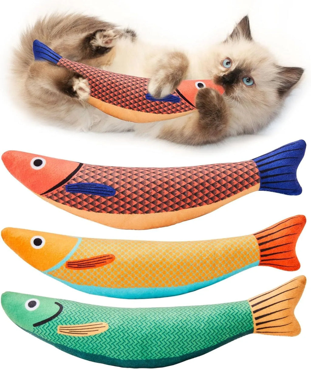 Green plush saury fish cat toy with organic catnip filling and crinkle sounds for indoor play