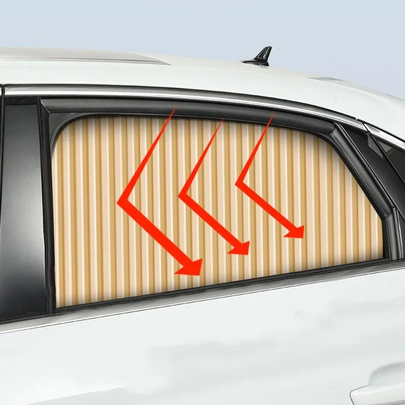 Retractable car sunshade curtain in thick opaque cloth on a roller shutter mechanism