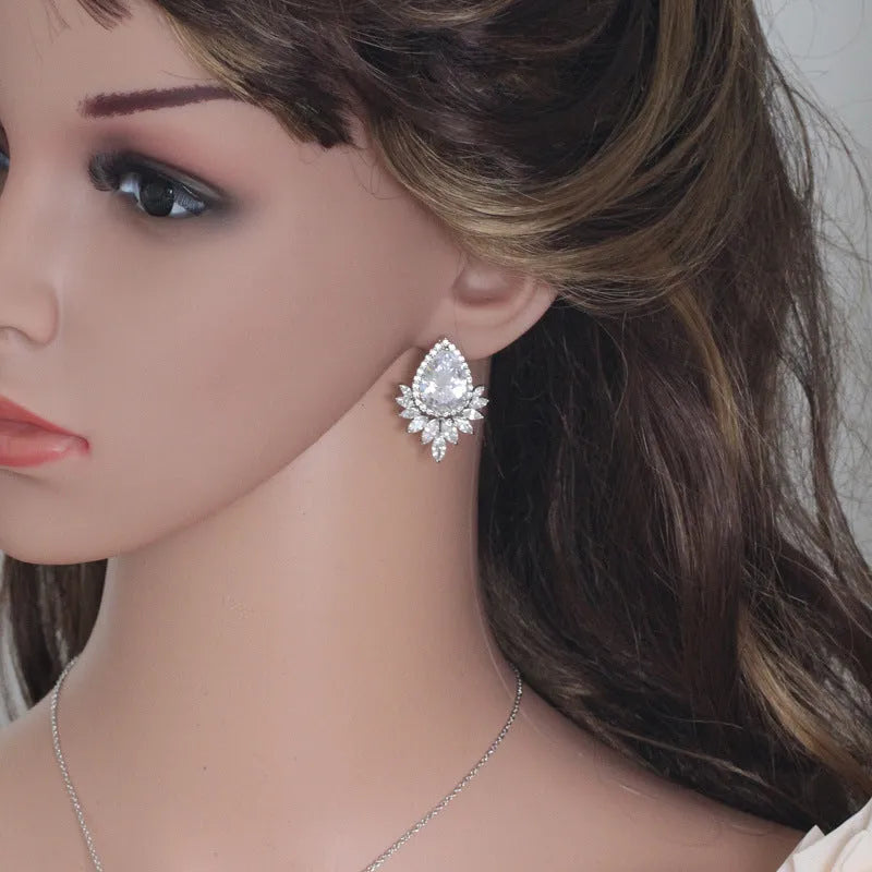 Wedding jewellery set with multi-strand beaded necklace, bracelet and earrings in blue, red and white colour options