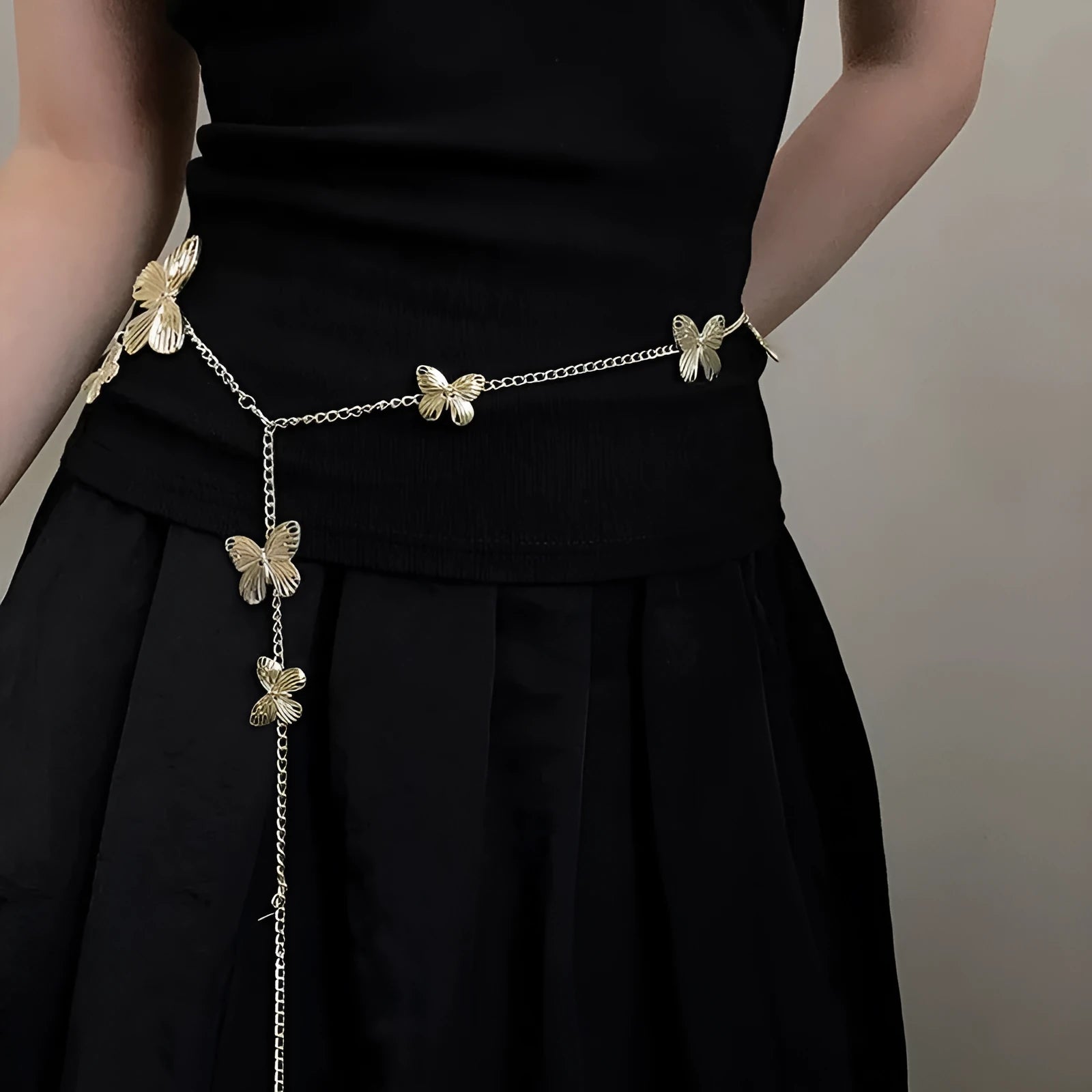 Gold butterfly waist chain with retro design, 104cm length and 40cm width alloy jewellery