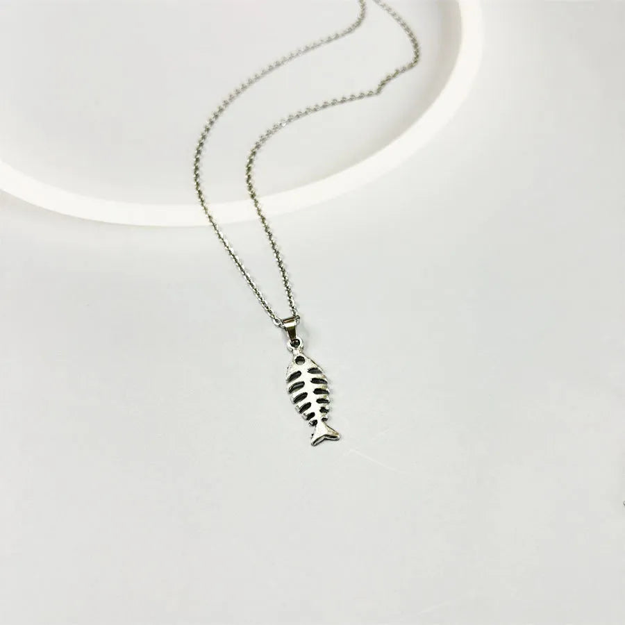 Silver retro fishbone pendant earrings set with adjustable necklace chain