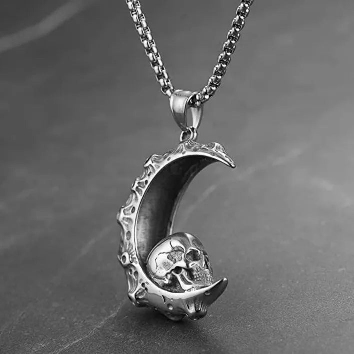 Men's silver electroplated skull necklace with stainless steel chain and alloy pendant