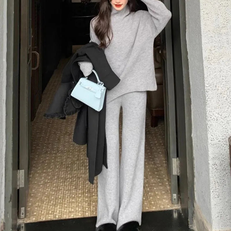 Women's casual sweater and wide leg trousers two-piece set in solid colour