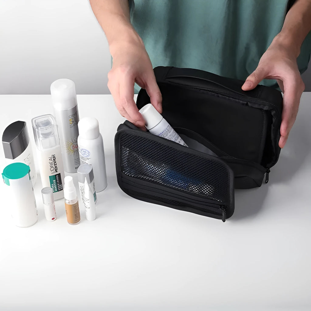 Multi-functional wet dry separation storage bag in Oxford cloth with compartments for toiletries organisation.