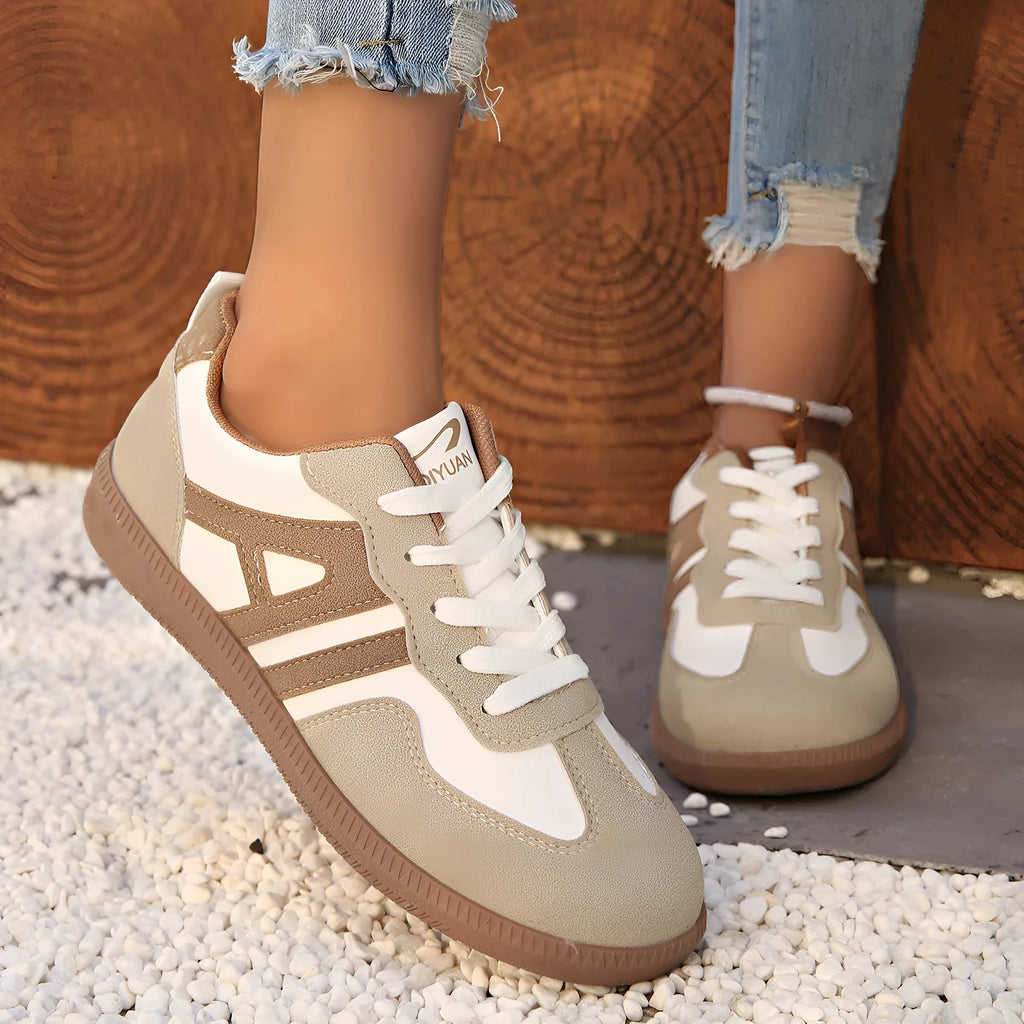 Women's retro colour matching jogging shoes with lace-up design and platform sole