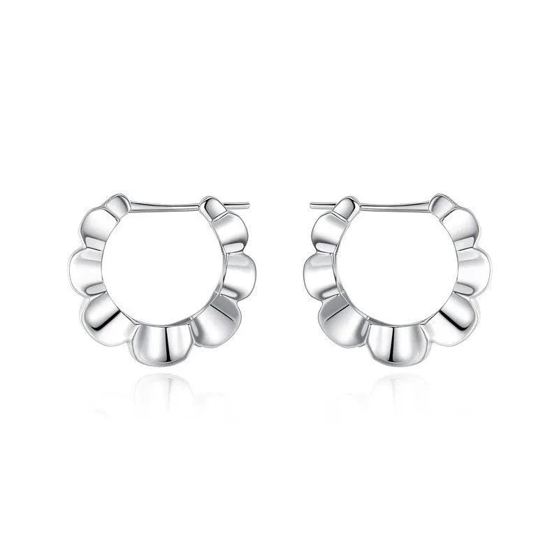 Sterling silver geometric earrings with round retro design and electroplated silver finish