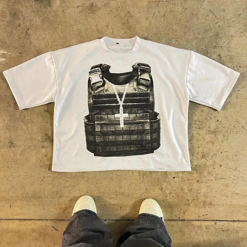 Printed short sleeve cotton T-shirt with retro street style design and drop-shoulder sleeves.