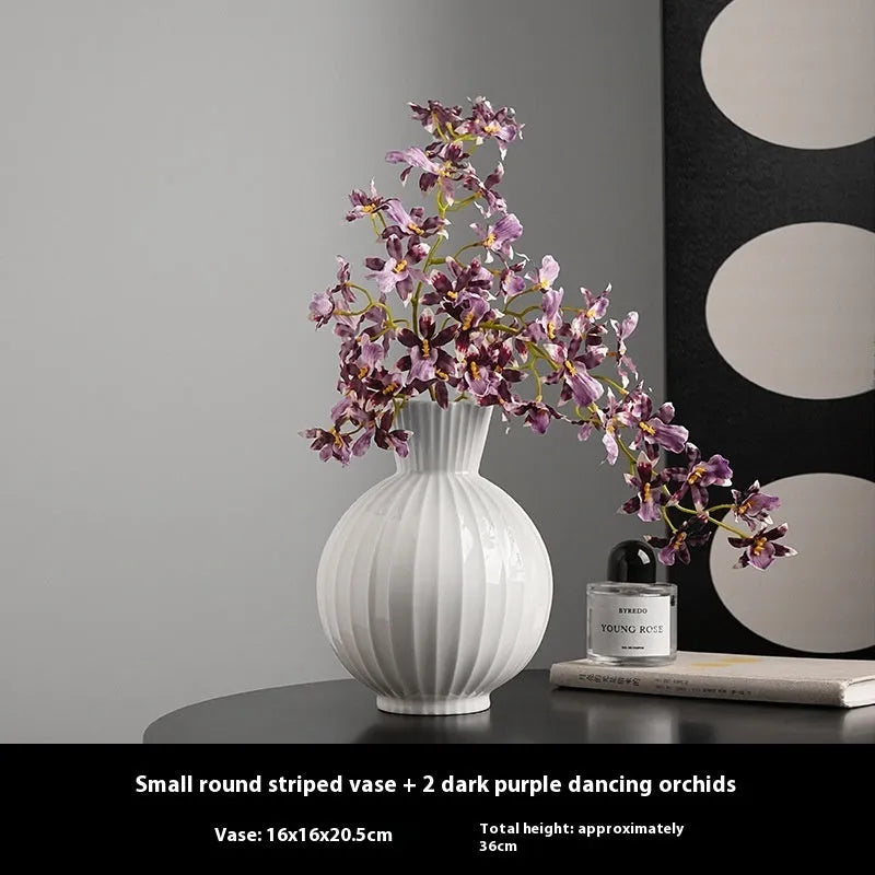 White ceramic ball striped vase on table with American country styling