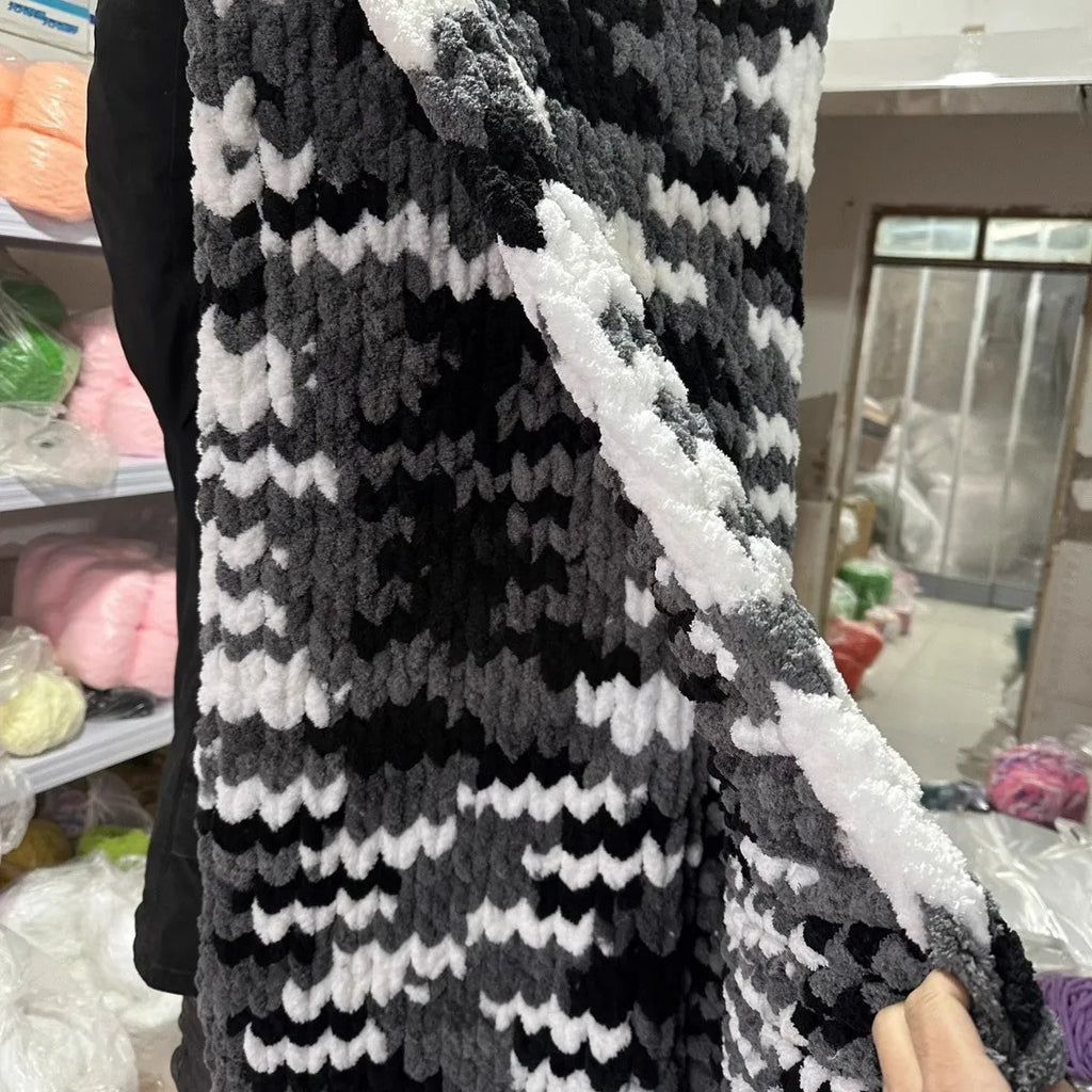 Coarse yarn chenille knitted blanket with braided gravity texture in modern colour pattern