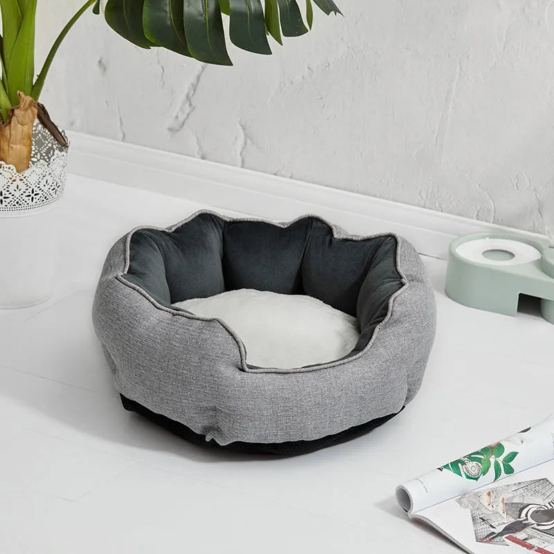 Octagonal pet kennel bed with removable mats in soft wool point design
