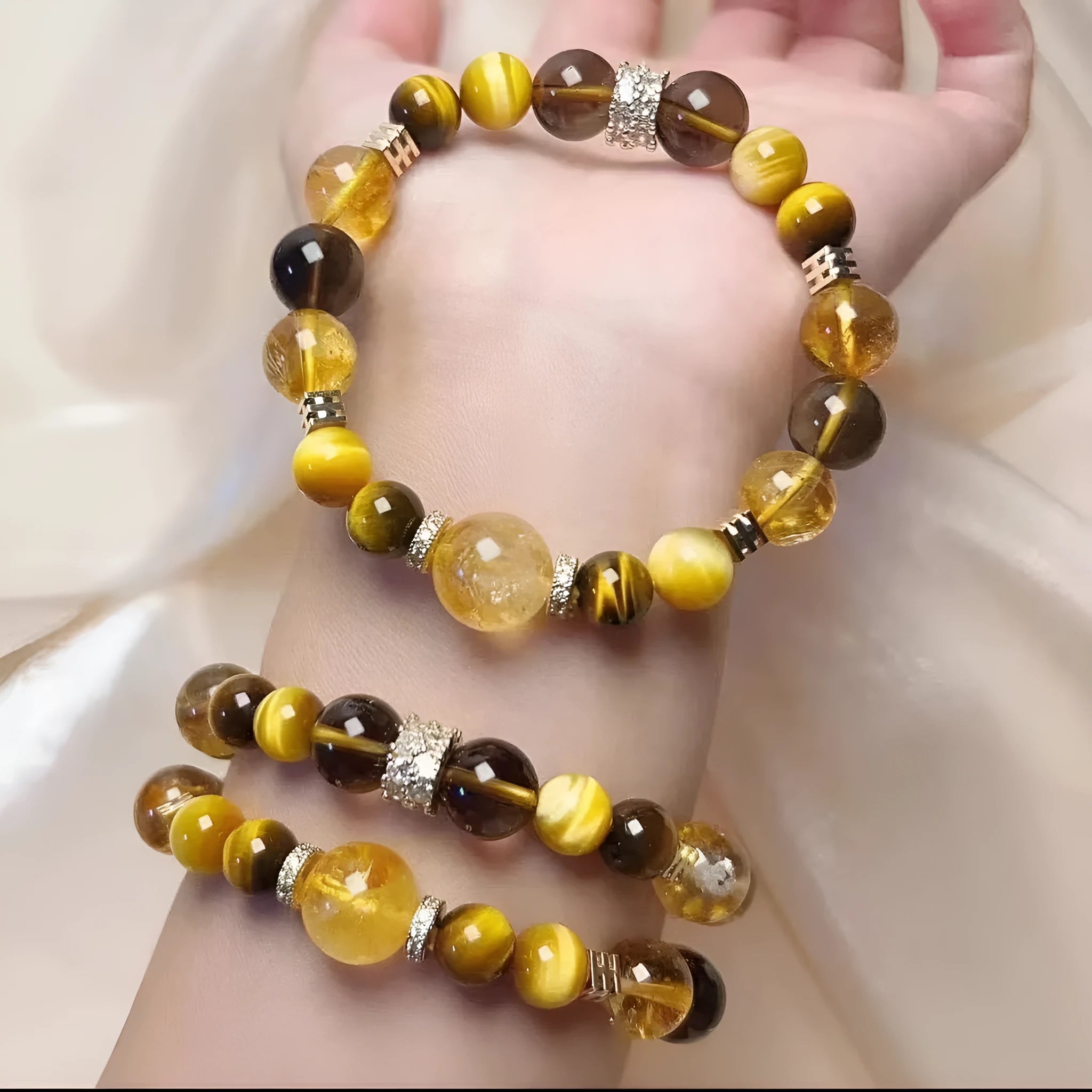 Natural yellow 10mm artificial crystal bead bracelet with tower string design on wrist