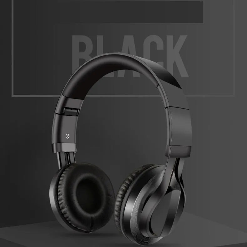 Black wired over-ear headphones with microphone, 40mm drivers and 1.5m cable with 3.5mm plug