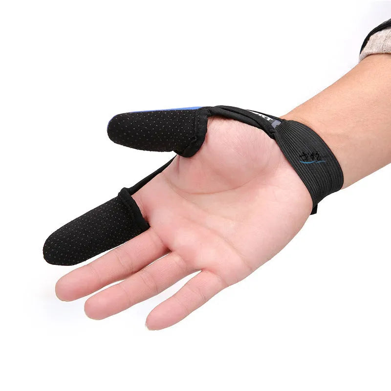 Single fishing tackle glove with two-finger design, diving cloth back and microfiber palm