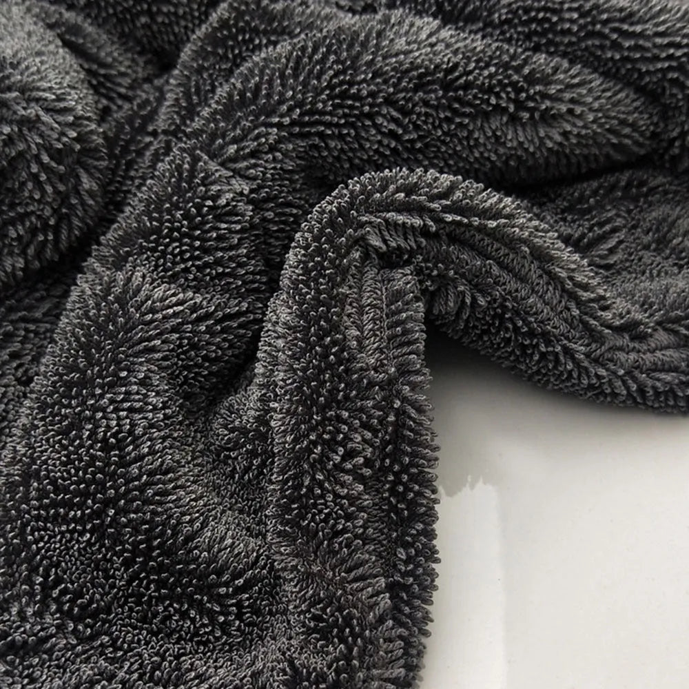 Grey microfiber car wash towel measuring 40x40 cm with high-pile texture for water absorption