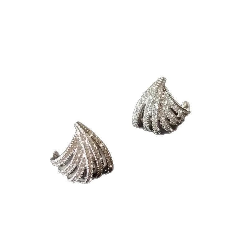 Geometric line design zircon earrings in platinum colour with European-American styling
