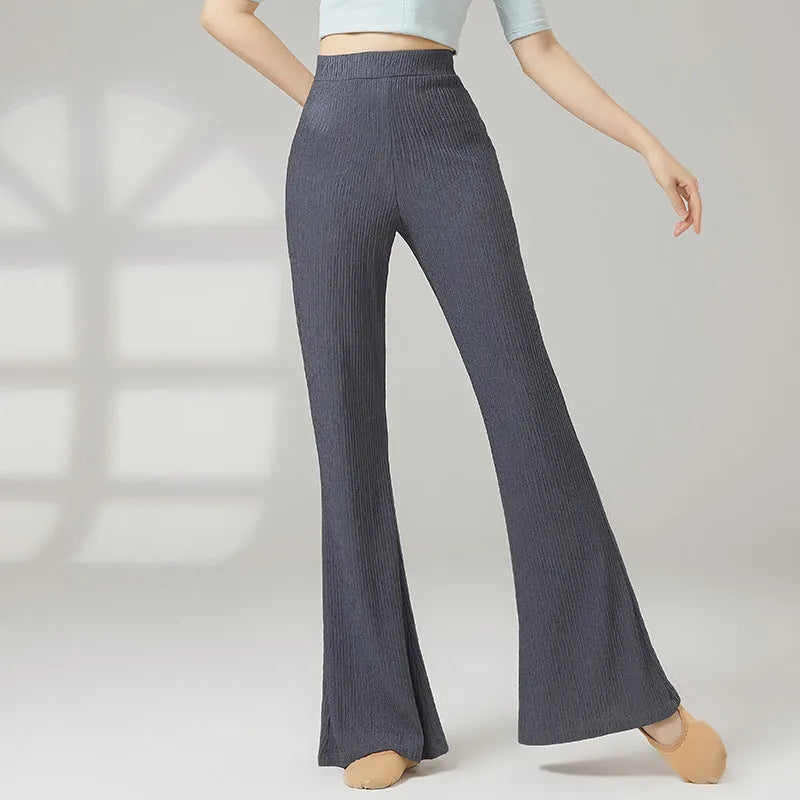 Women's classical dance practice pants in polyester fabric available in five colours for all-season training