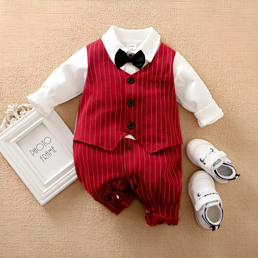 Wine red cotton baby boy romper with long sleeves and single-breasted closure