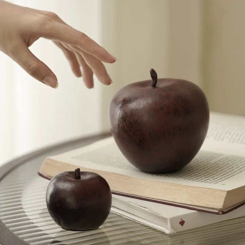 Retro Chinese ceramic simulation apple ornament for desktop decoration