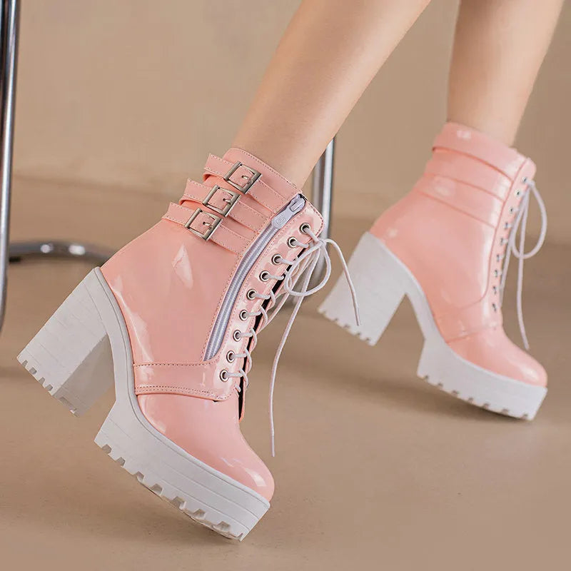 Women's casual winter boots with waterproof platform and thick rubber heel in six colour options