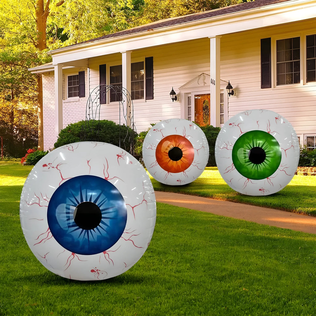 Halloween eyeball balloon with bloodshot design, inflated to 40cm diameter