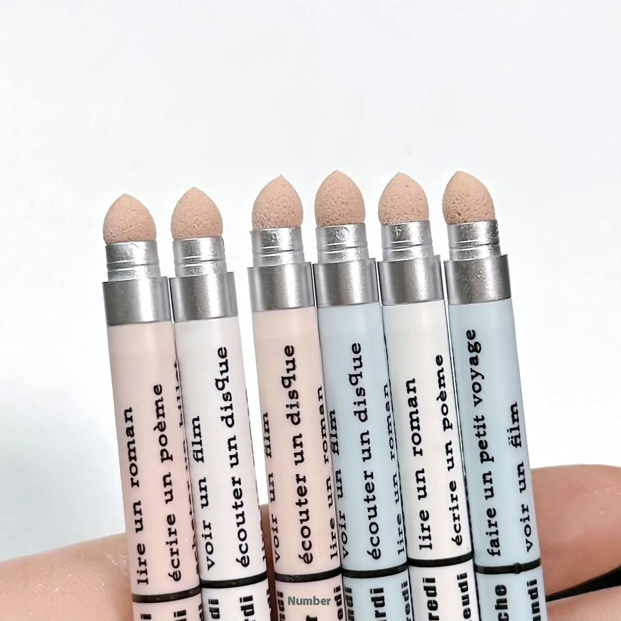 Waterproof 2-in-1 brightening eyeliner pen in six colour options for universal skin types.