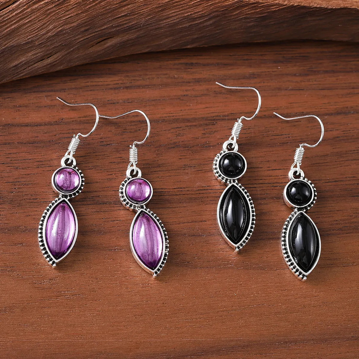 Vintage geometric zinc alloy pendant earrings with black and purple electroplated finish and round elements