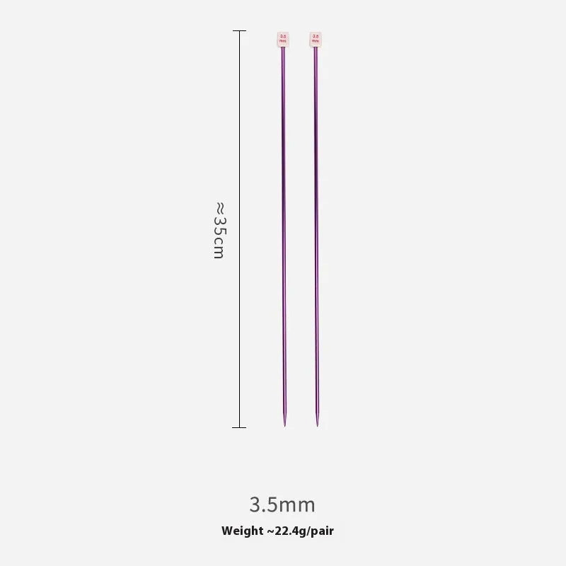 Set of crochet hooks in various sizes from 2.0mm to 9.0mm, each with a protective end cap.