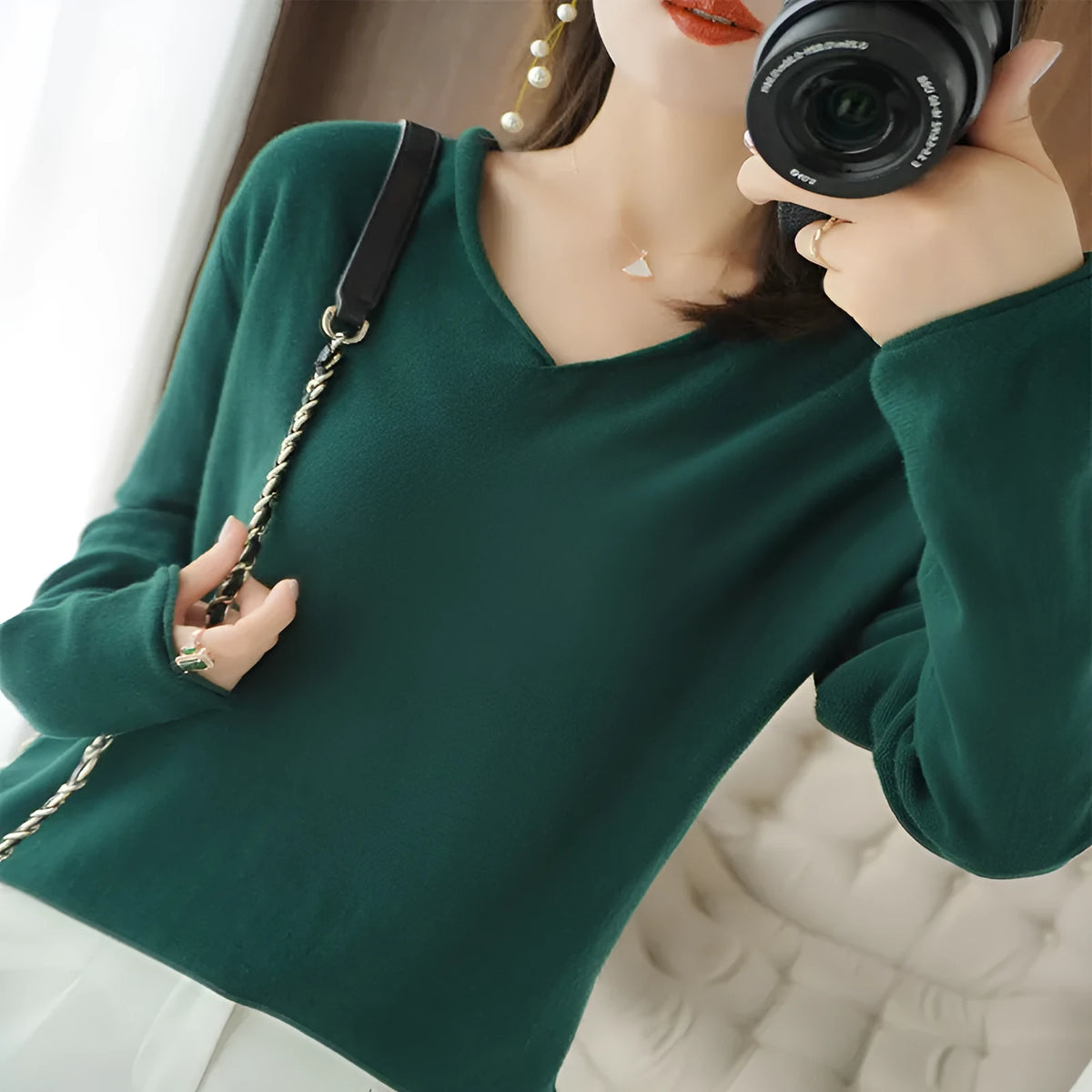 Women's V-neck knitwear pullover top in macaron colours with long sleeves