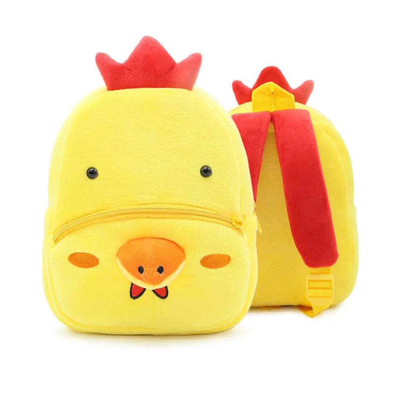 Children's plush backpack in animal design with dimensions 26cm high by 24cm wide