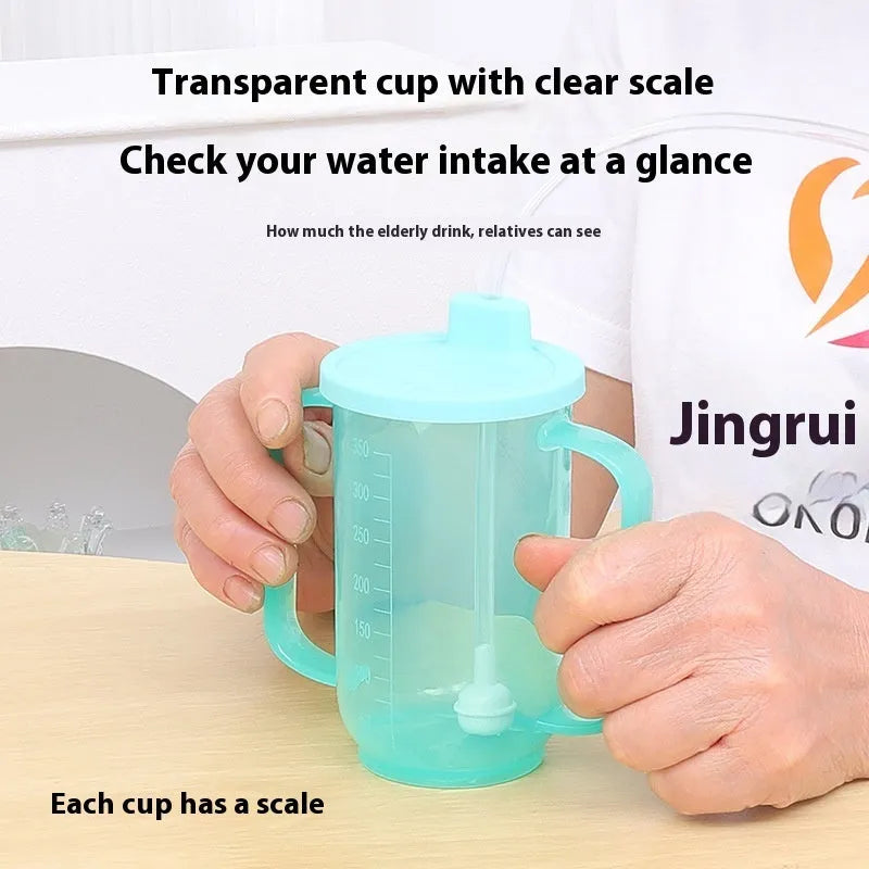 Oblique mouth choke-proof bed care drinking cup with handle and lid for adults.