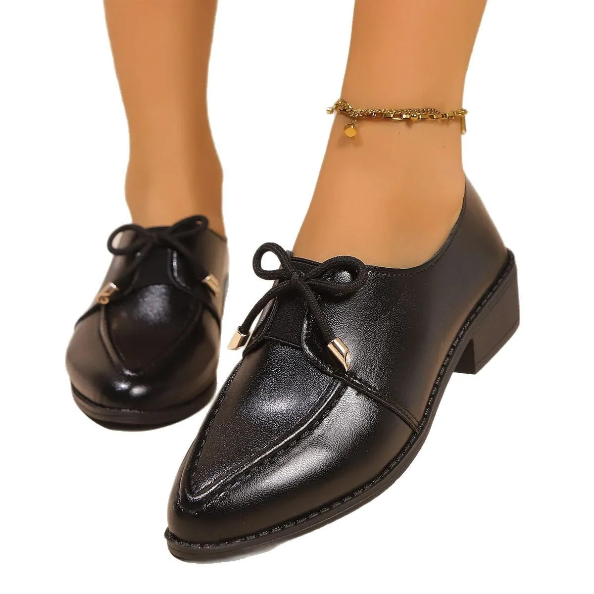 Women's flat loafers with a decorative bow, available in big bow or small bowknot styles.