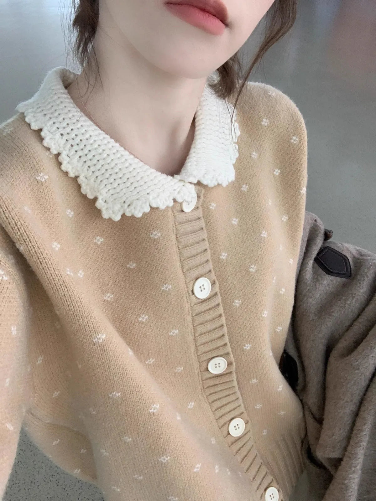 Retro Peter Pan collar floral knit cardigan coat in grey, apricot, or navy blue.