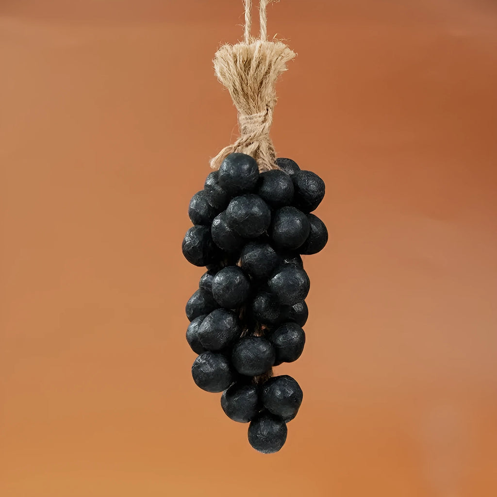 Handmade grape cleansing soap bar with nourishing and oil controlling properties