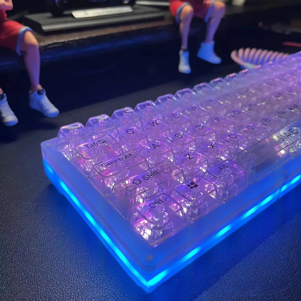 Universal 132-key transparent plastic key cap set for mechanical keyboards