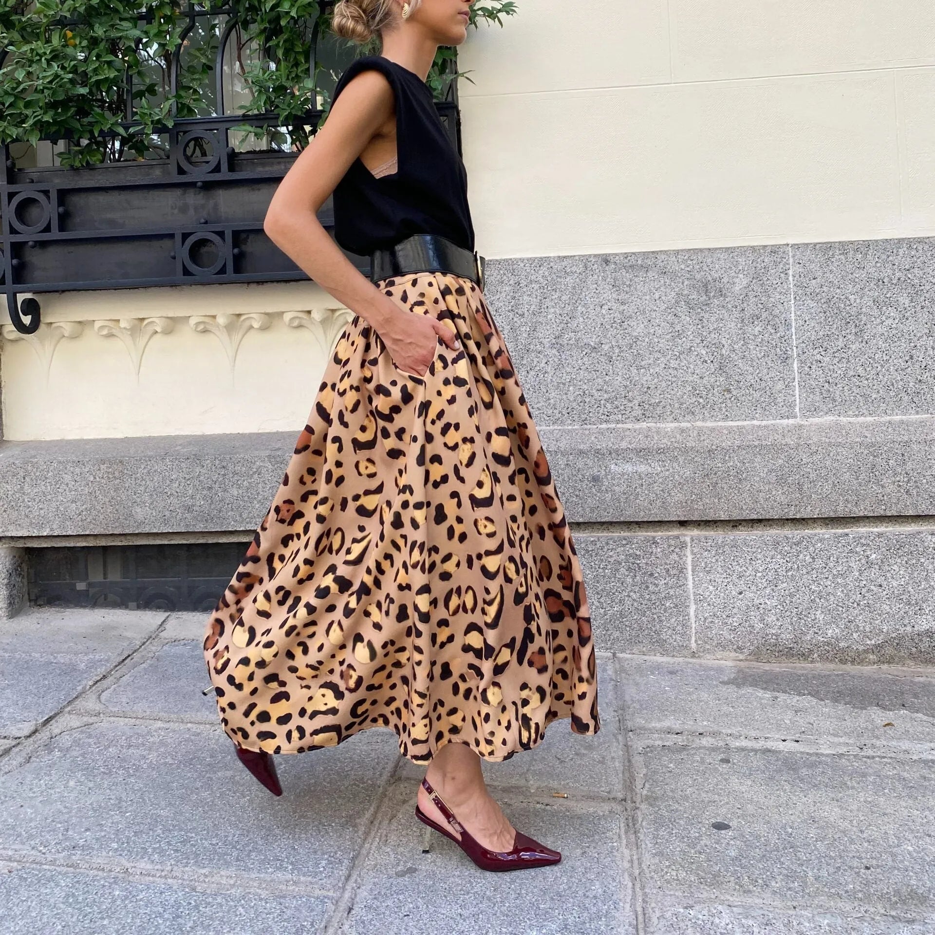 Brown leopard print women's A-line long skirt with big hem in Asian sizes