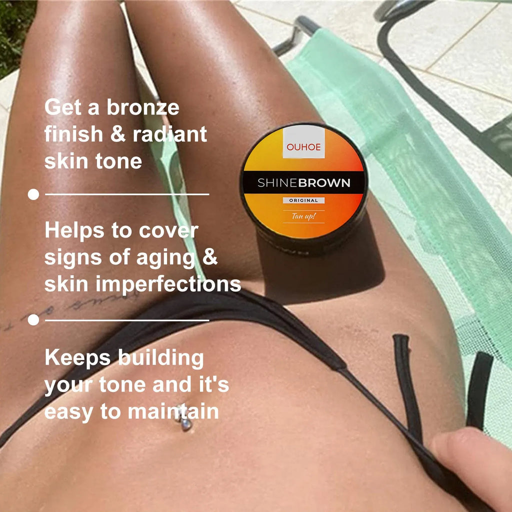 50g tube of tanning cream and 50g tube of aloe vera gel in a summer skincare set