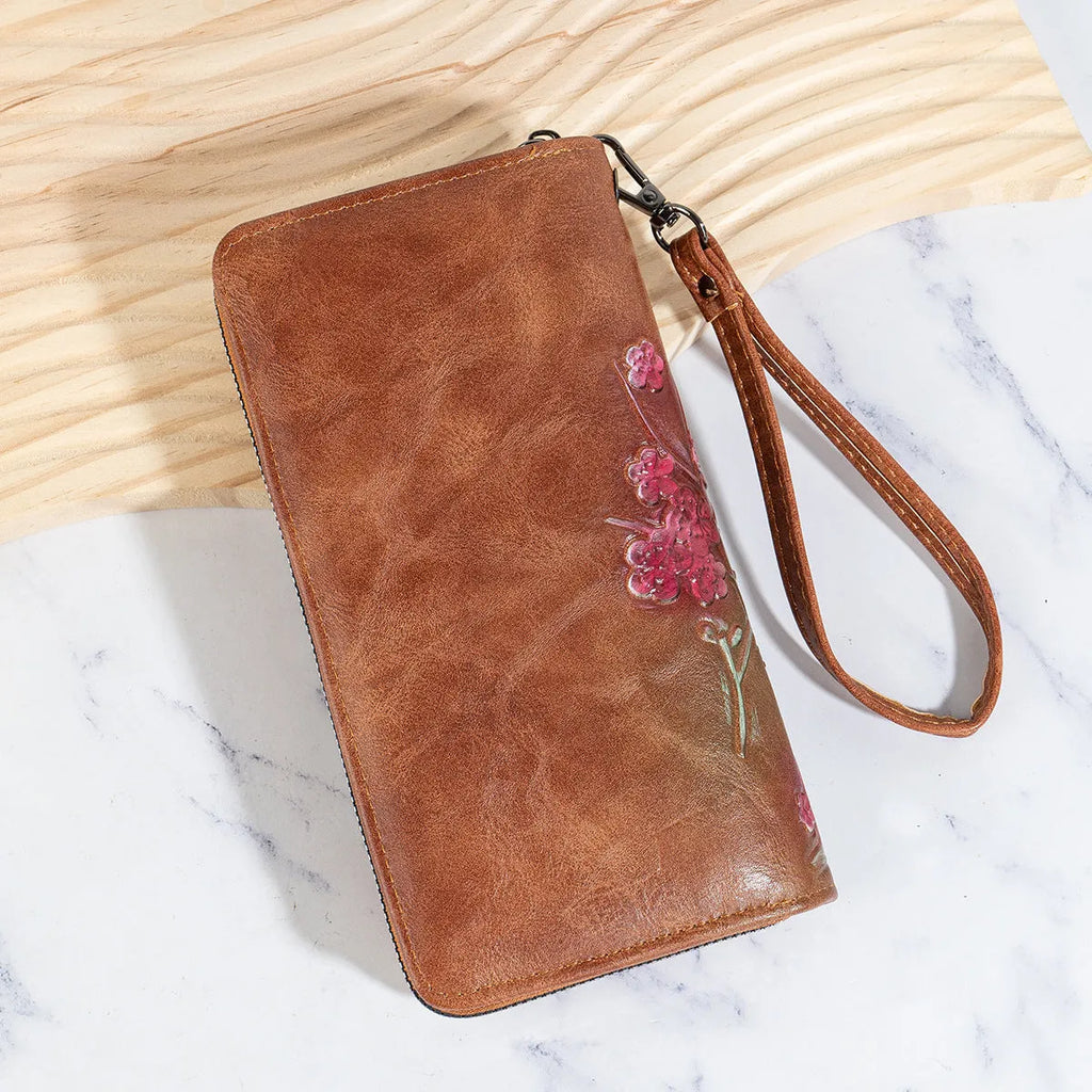 Embossed floral Chinese style handbag with zip closure in European retro design