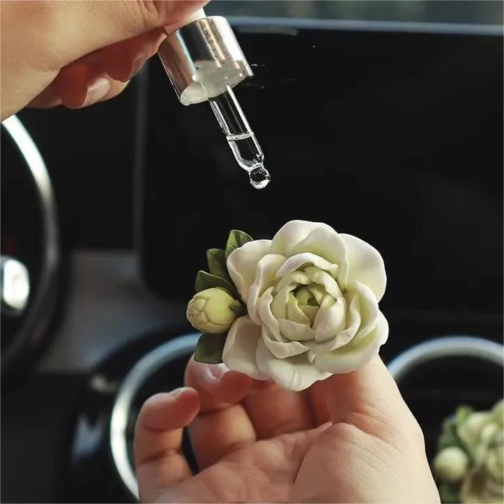 Jasmine car perfume solid air freshener with 5ml essential oil on car vent