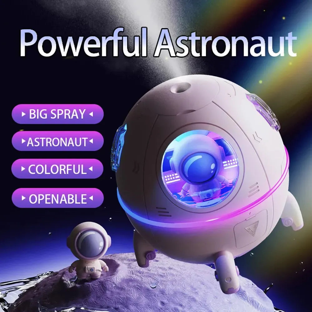 Astronaut-shaped desktop USB humidifier with colourful LED light and 220ml water tank.