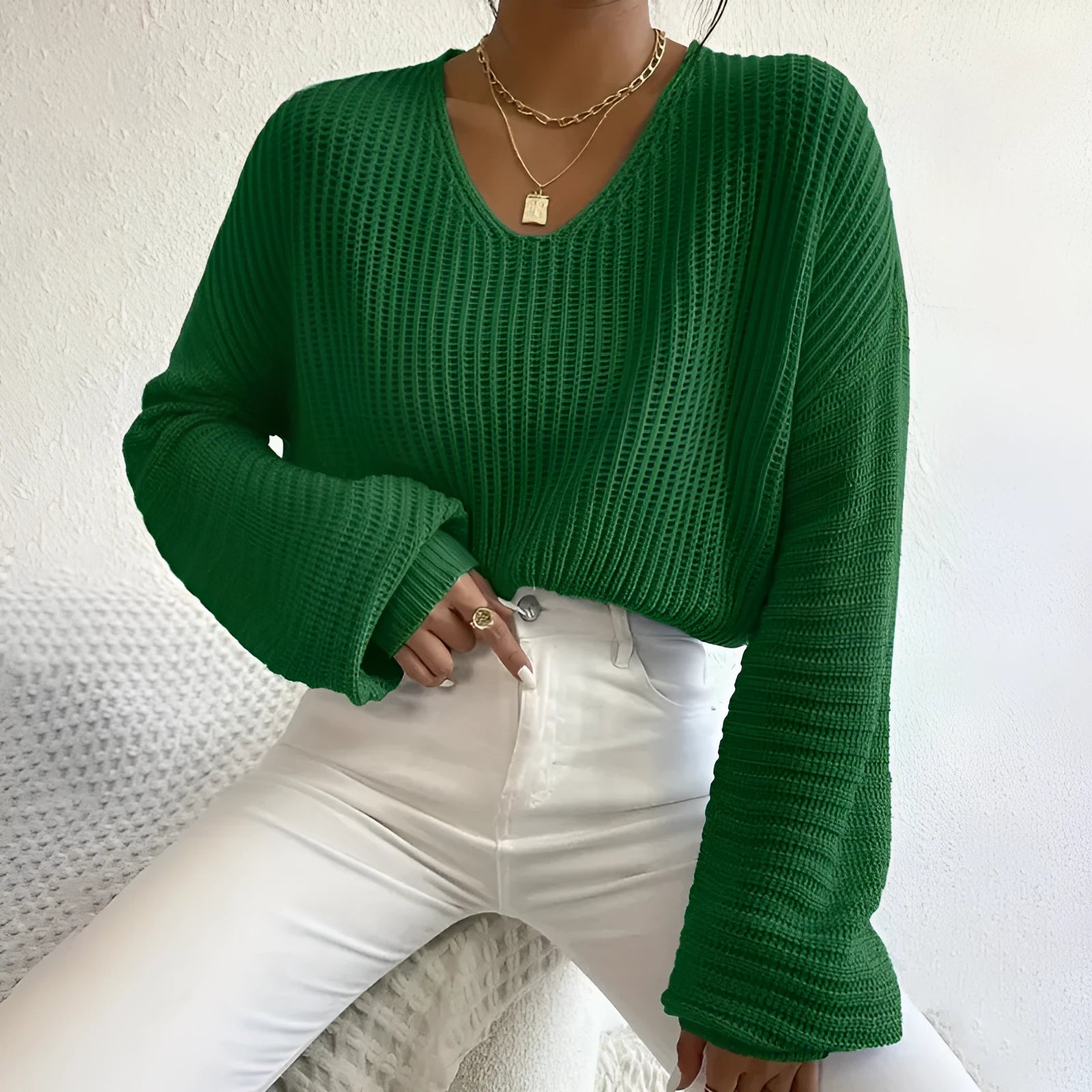 Women's solid colour long sleeve polyester pullover top in loose casual style