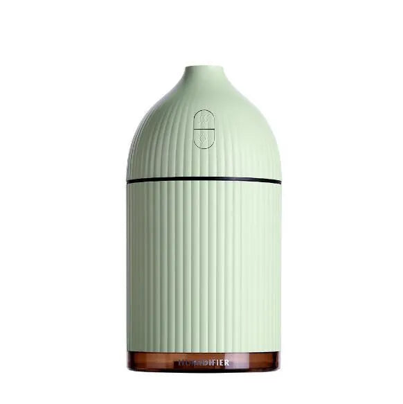 White 300ml ultrasonic aromatherapy diffuser with LED lights and USB cable