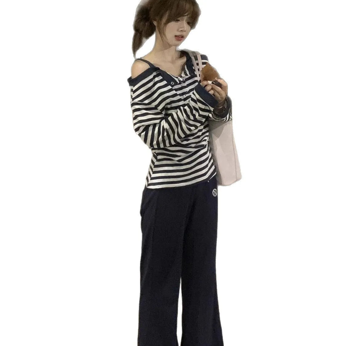 Dark blue Korean-style oversized women's long sleeve t-shirt with stripes and embroidery