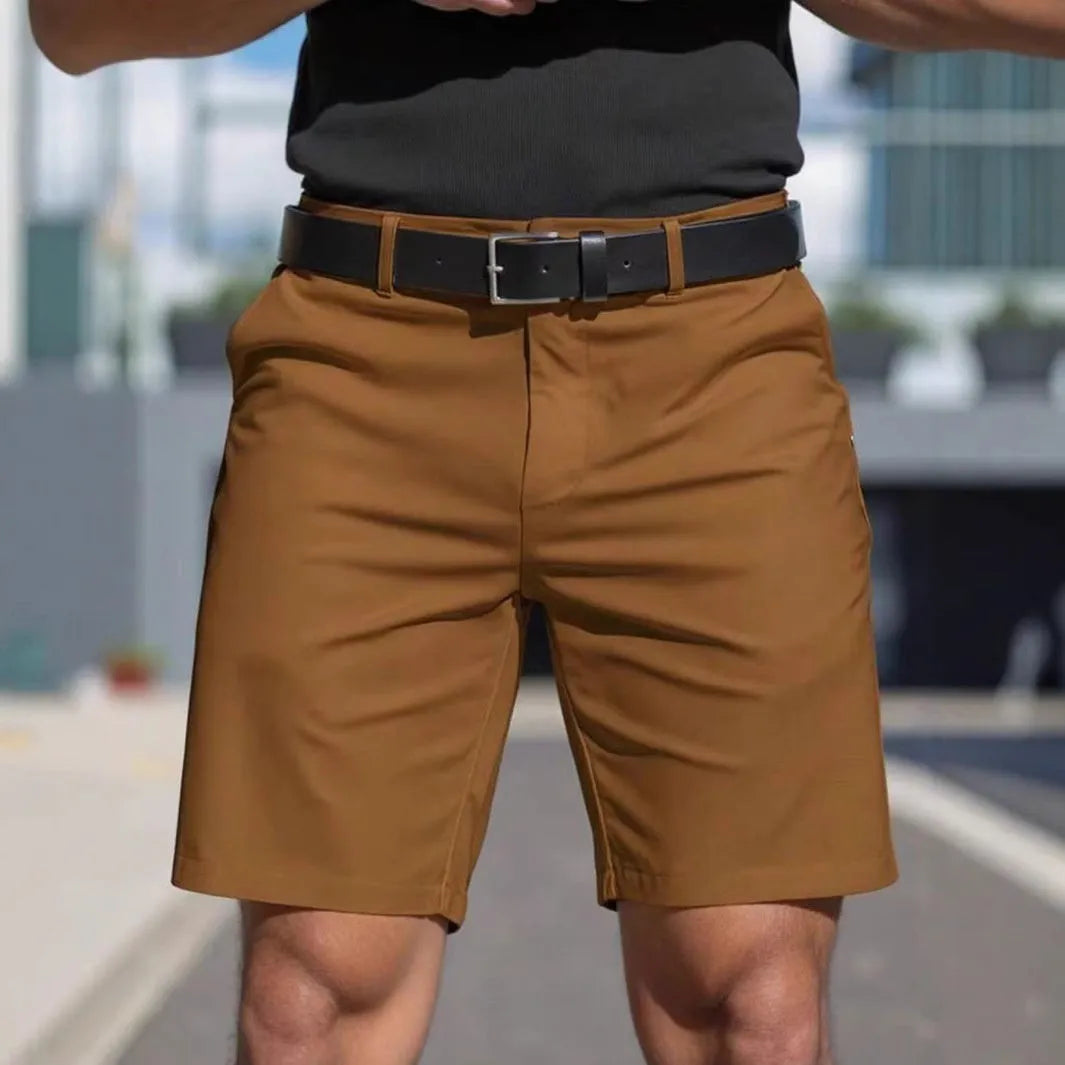 Men's straight leg fifth pants in solid colours with business casual design