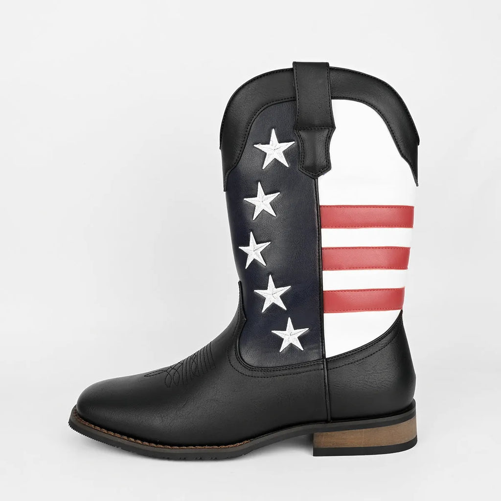 Men's black Western cowboy boots with a five-pointed star decoration and square heel.
