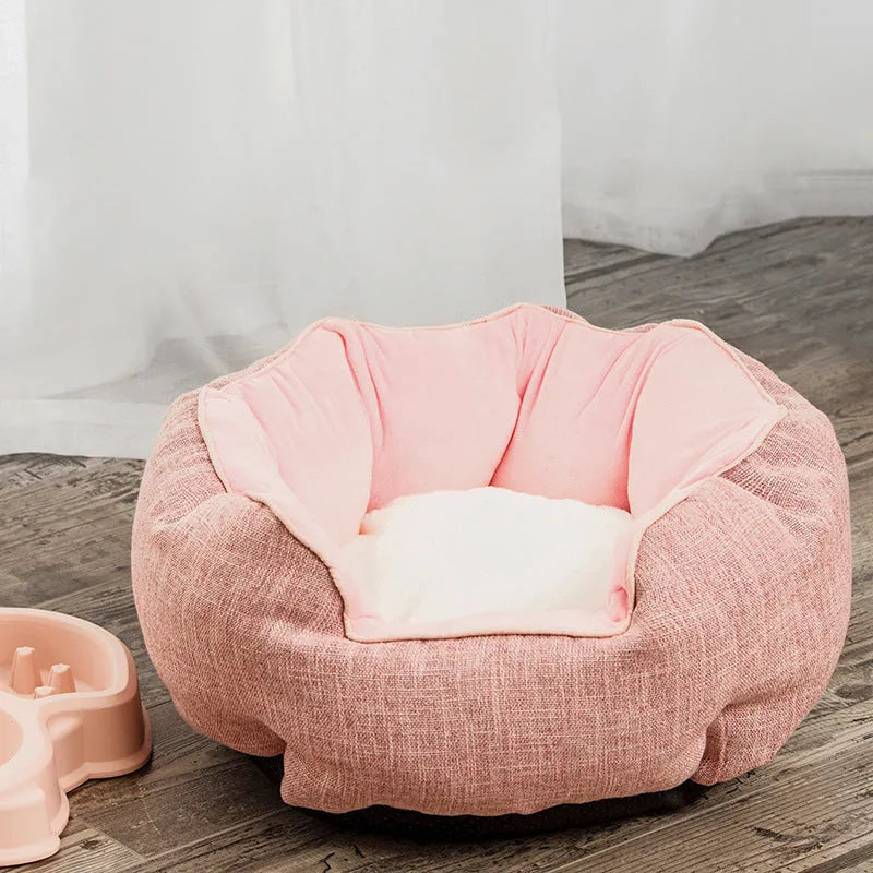 Octagonal pet kennel bed with removable mats in soft wool point design